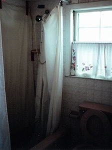 before bathroom remodeling by Advantage Remodeling of Arlington MA